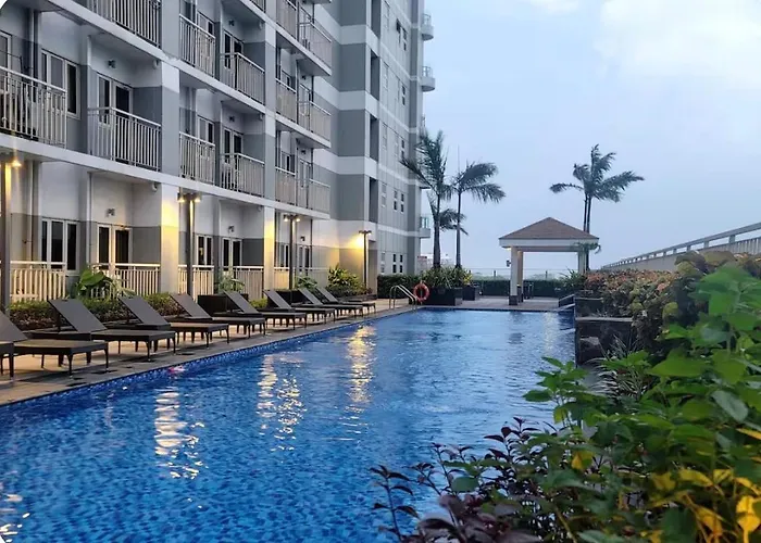 J Radiant Coast Residences * マニラ市