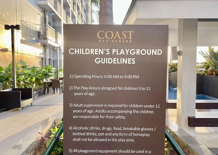 J Radiant Coast Residences アパートホテル